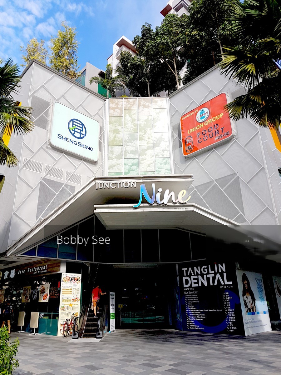 Junction Nine (D27), Retail #155158072